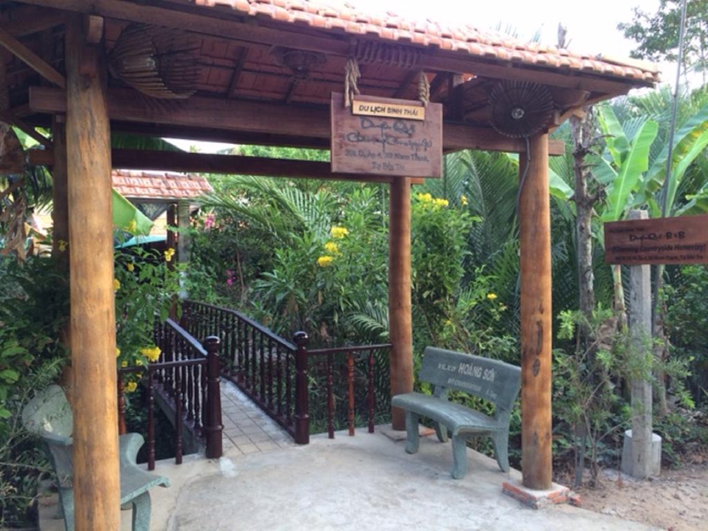 Charming Countryside Homestay Ben Tre Bagian luar foto